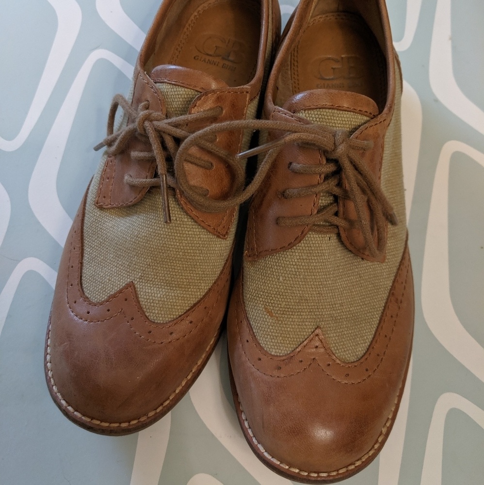 Gianni Bini brown/khaki oxford wingtip shoes 7